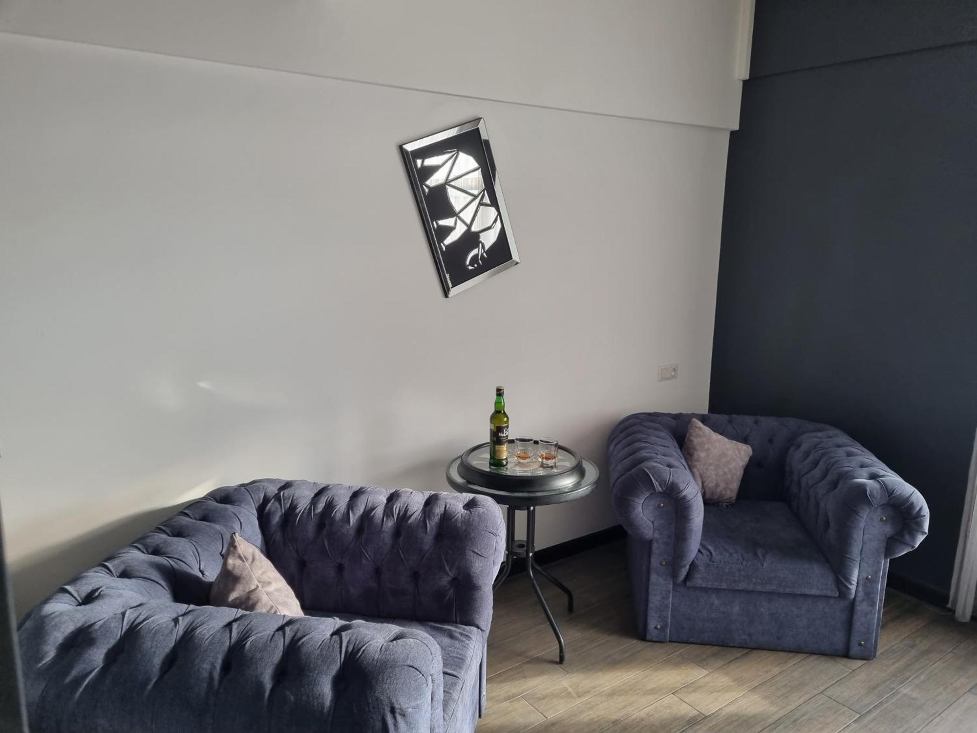 Day Inn Hotel 耶烈万 外观 照片