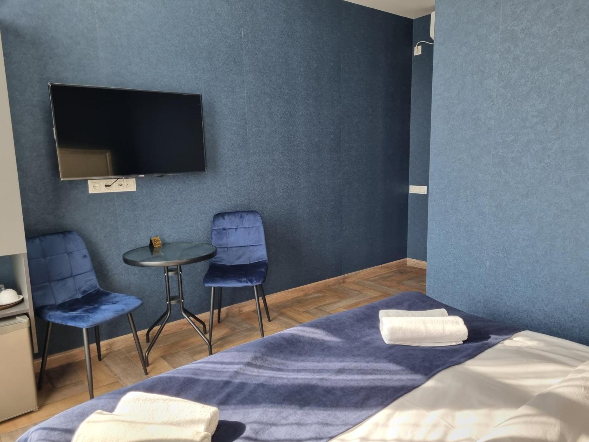 Day Inn Hotel 耶烈万 外观 照片